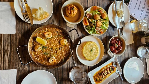 เมนูของร้าน Taburete