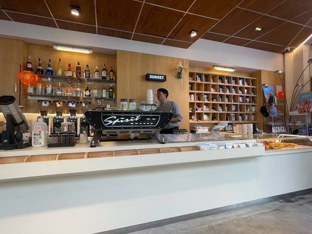 Sunset Coffee Roaster ( สาขาเจริญกรุง )