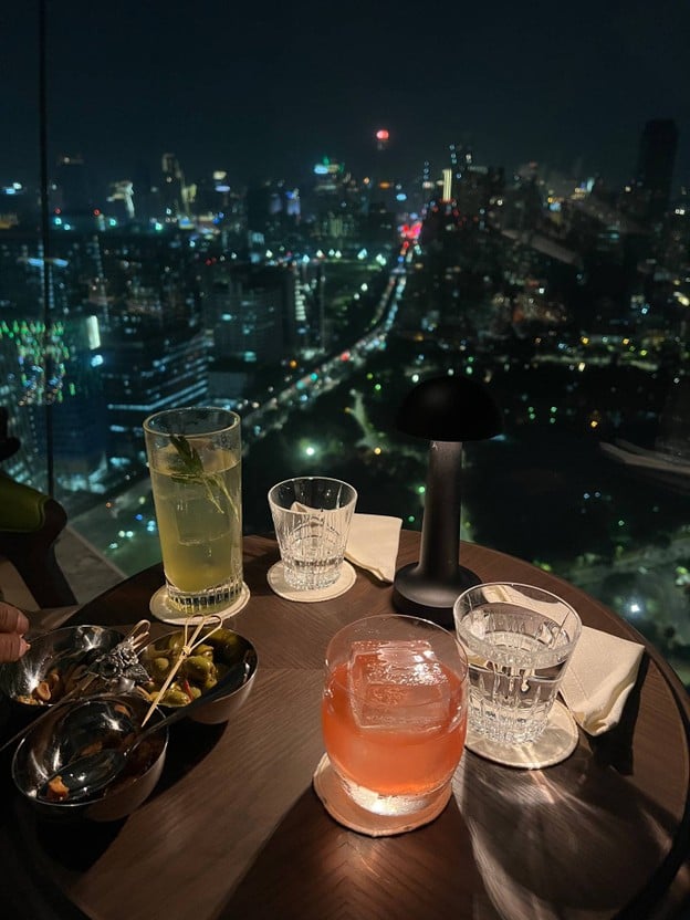 1970 Bar Bangkok  Dusit Thani Bangkok