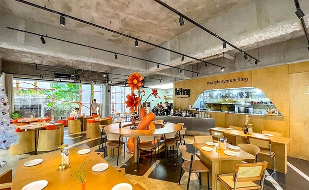 บรรยากาศ HALFWAY Brunch & Roastery งามดูพลี