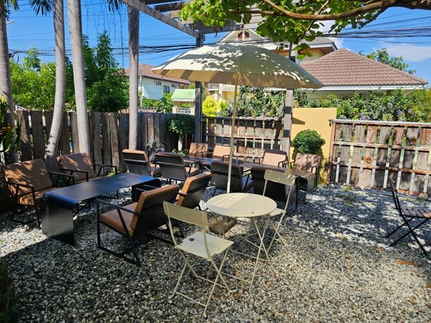 บรรยากาศ Altitude Cafe