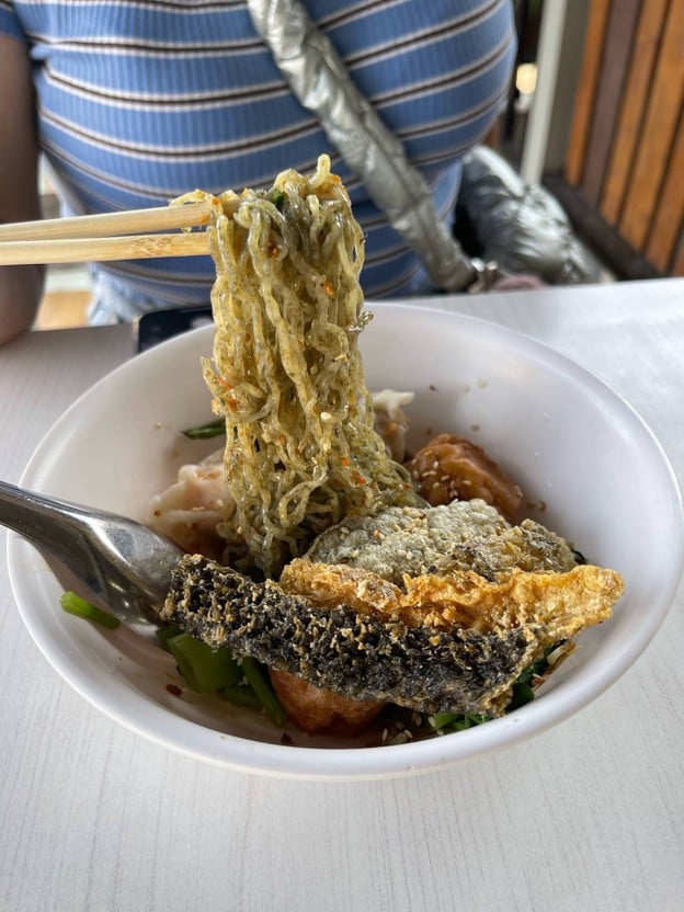 โอว ก๋วยเตี๋ยวพริกสด ซ.มัยลาภ(ย้ายจาก สุคนธสวัสดิ์)