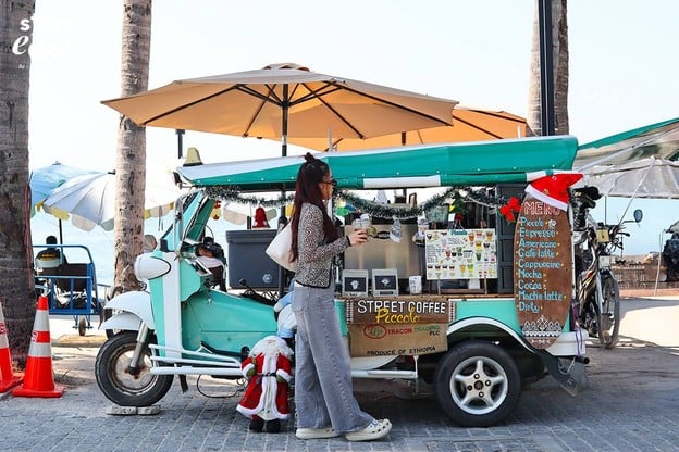 Piccolo Street Coffee