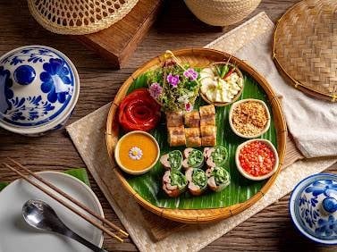 เมนูของร้าน NGON Vietnamese Restaurant - งอน เวียดนาม The Kad Farang Maerim