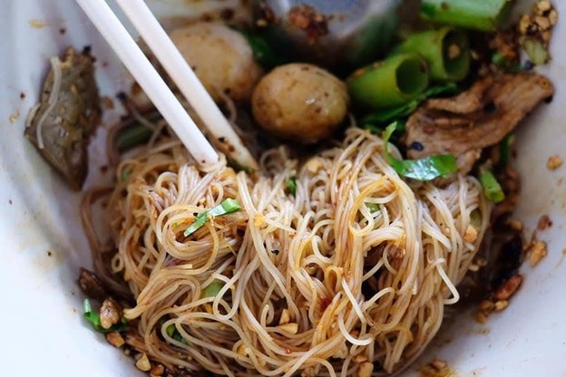 ก๋วยเตี๋ยวเรืออยุธยา ลาดพร้าววังหิน 4