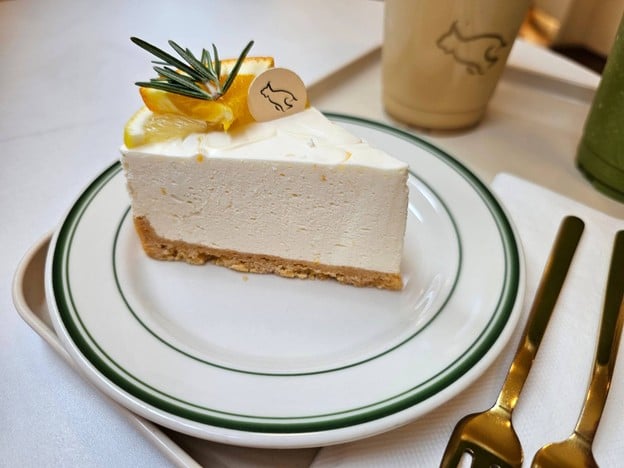 LYNX ตลาดพลู