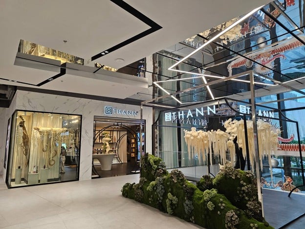 Thann Sanctuary Spa Flagship store  One Bangkok