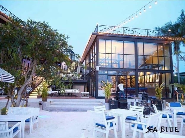 Sea Blue Restaurant พัทยา