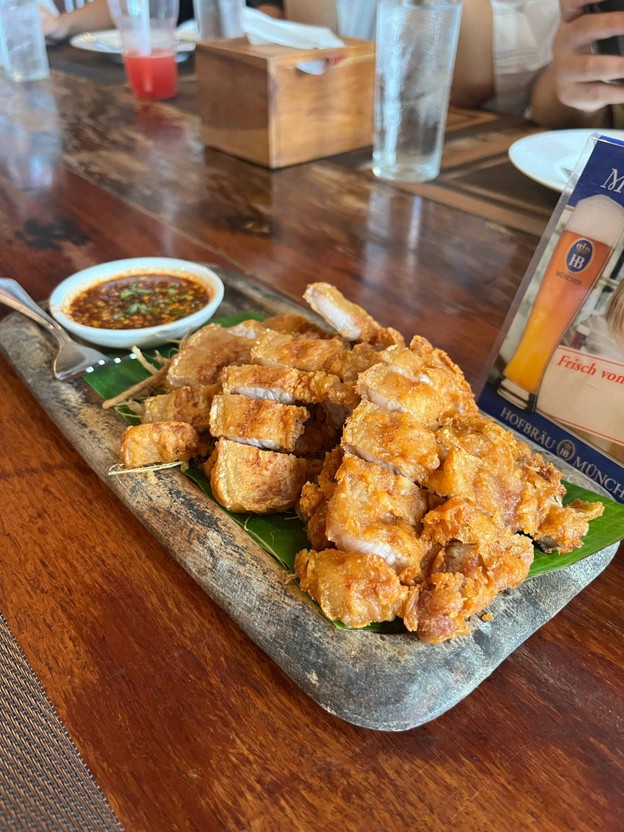เมนูของร้าน ครัววันสุข Kitchen Bar & Gallery 1