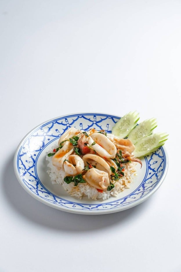 เมนูของร้าน รสข้นน้ำยาปู สาขาบรรทัดทอง