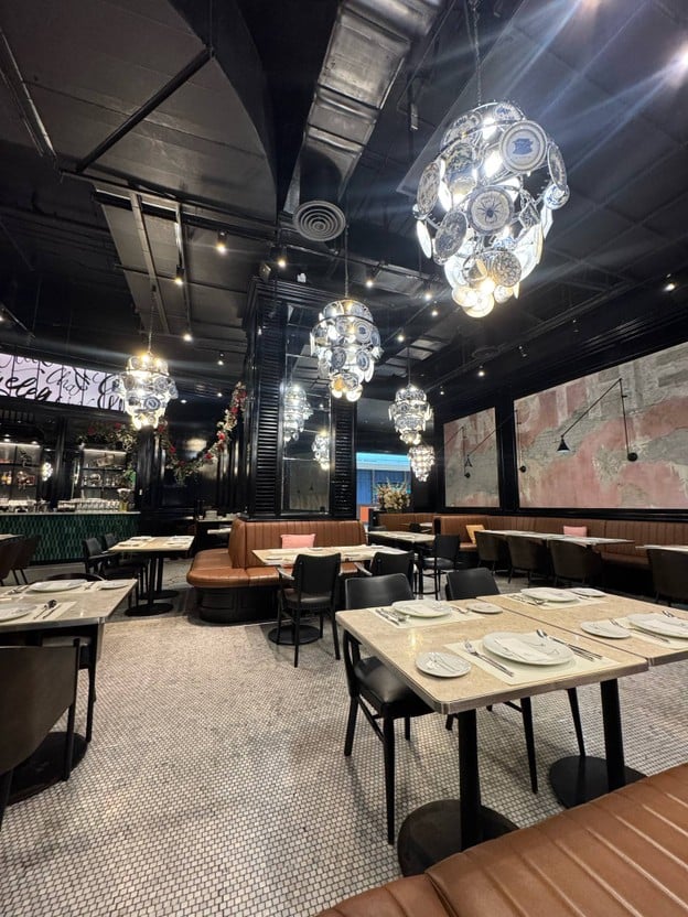 Another Hound Café Central Embassy