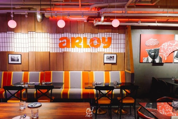ARLOY ร้านนั่งชิลสไตล์กวนๆ เมนูอร่อยสุดแปลกใหม่ ย่านสีลม