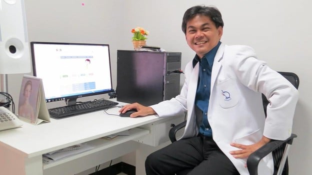 แกรนด์มาสเตอร์ คลินิก