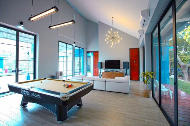 พูลวิลล่าเขาใหญ่ เหมือนยกบ้านตัวเองมาอยู่ที่เขาใหญ่