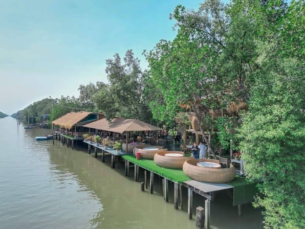 บ้านยายเวียง บางขุนเทียน