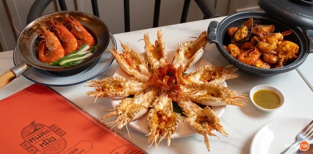 คนละหม้อ อาหารทะเลพรีเมียม (KONLAMOH PREMIUM SEAFOOD) ทองหล่อ