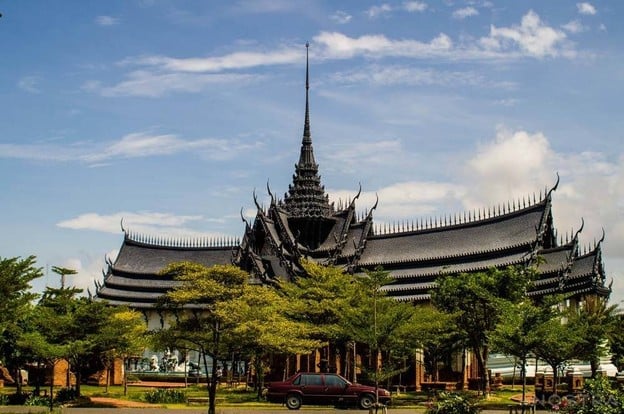 เมืองโบราณ