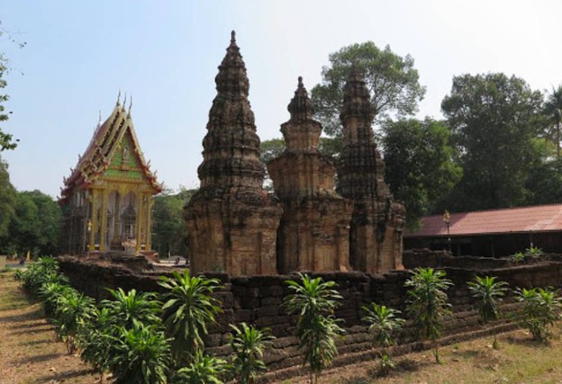 บรรยากาศ ปราสาทบ้านปราสาท (ปราสาทห้วยทับทัน)