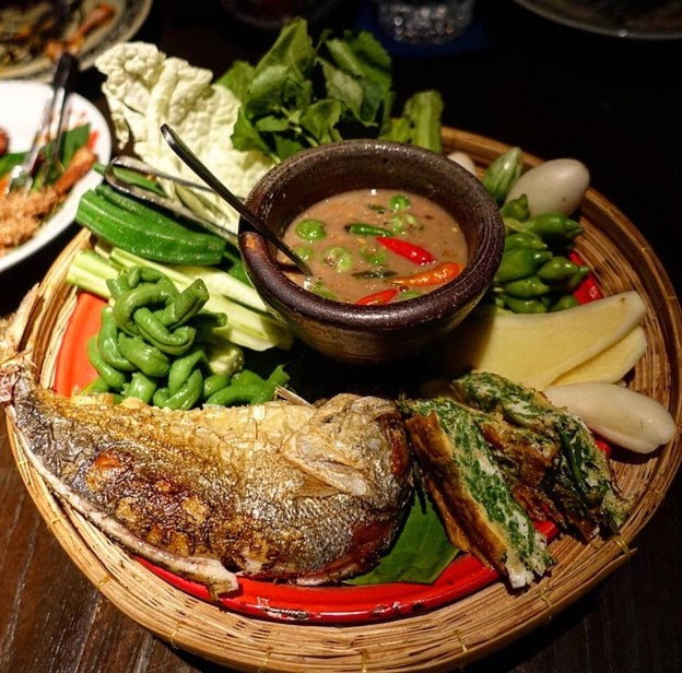 เมนูของร้าน Sri Trat Restaurant & Bar Sri Trat