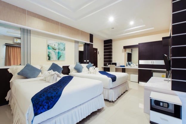 Excella Hotel