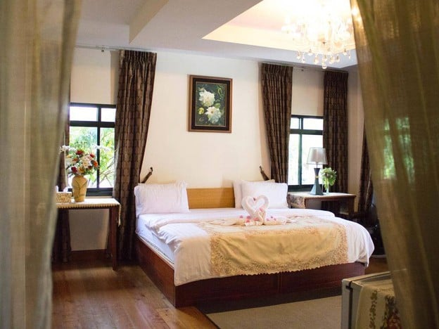 เย็นจิต รีสอร์ท (Yenjit Resort)