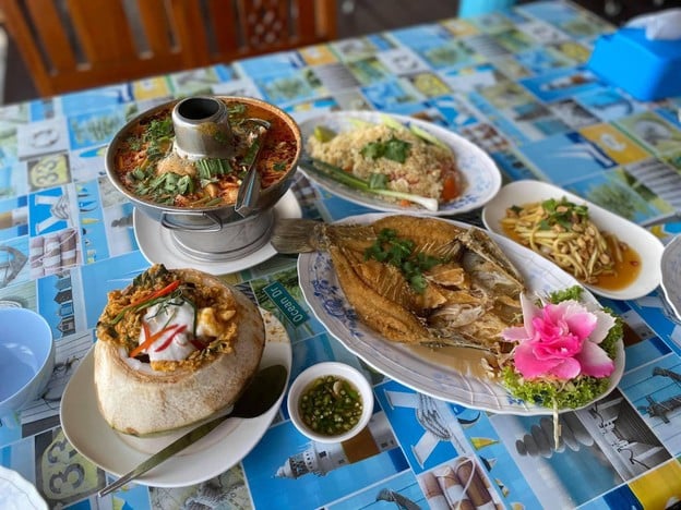 ปรีชาซีฟู๊ด บางเสร่