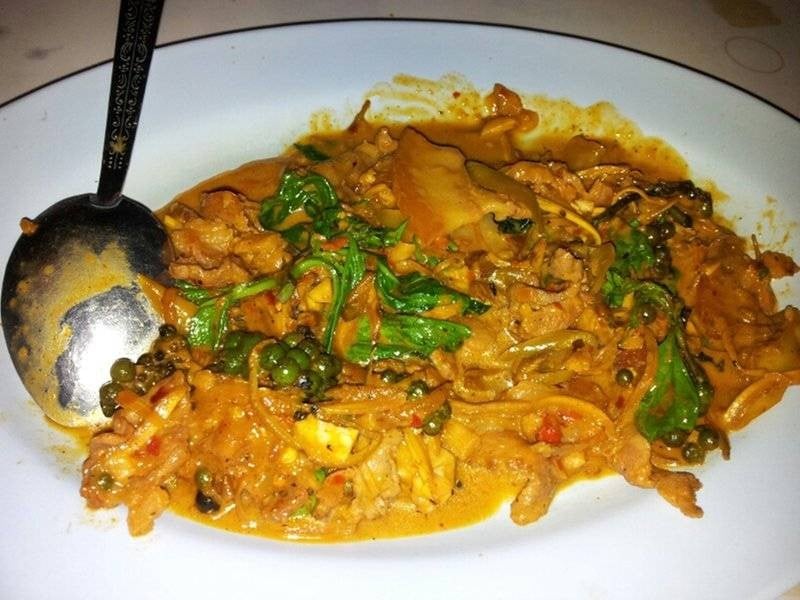 ผัดเผ็ดหมูป่า