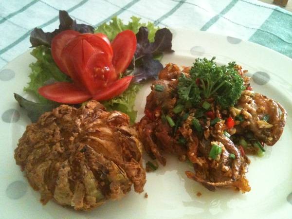 ปูนิ่มผัดพริกเกลือ 