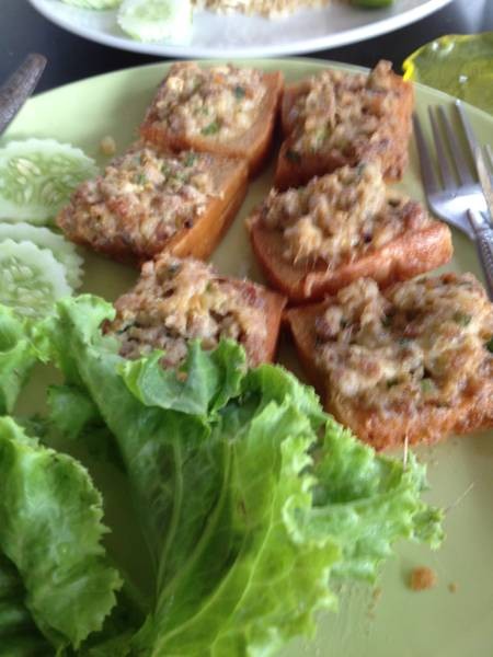 ขนมปังหน้าหมู