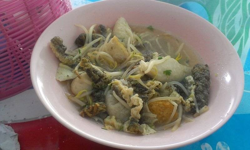 ลูกชิ้นอร่อยตำรับเดิมจากเยาราชกรุงเทพ