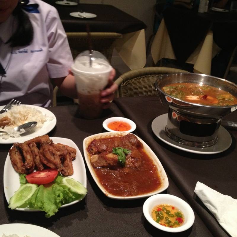 อาหารอร่อย บรรยากาศเป็นกันเอง
