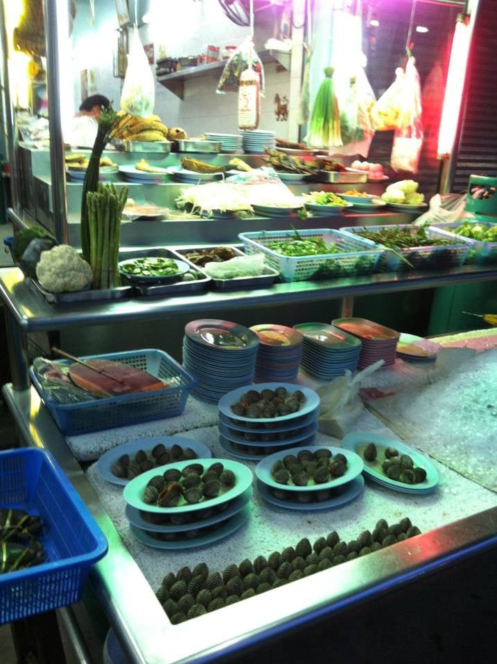 ร้านข้าวต้มเปิดช่วงเย็นๆถึงประมาณตี2