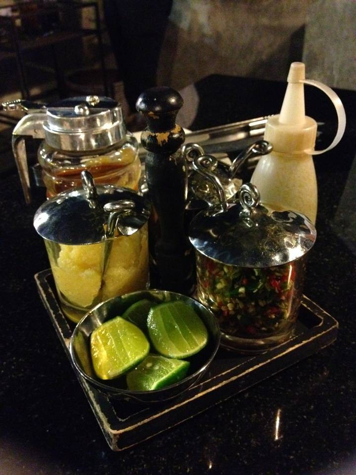 condiment set