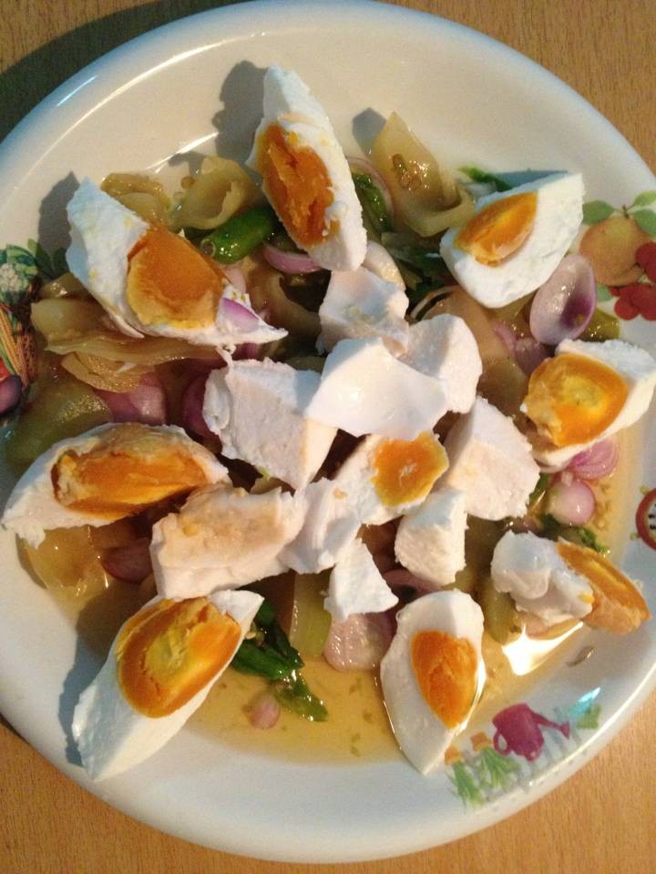 ลงมือดำเนินการเอง ด้วยยำไข่เค็ม 555