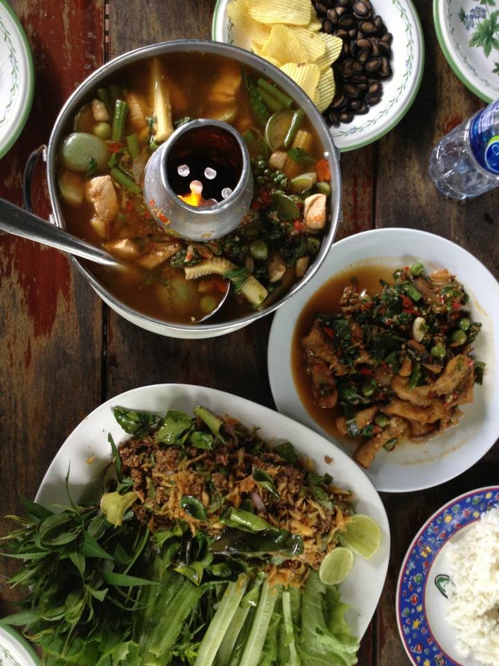 ลาบปลาตะเพียน ปลาบึกผัดฉ่า แกงป่าไก่