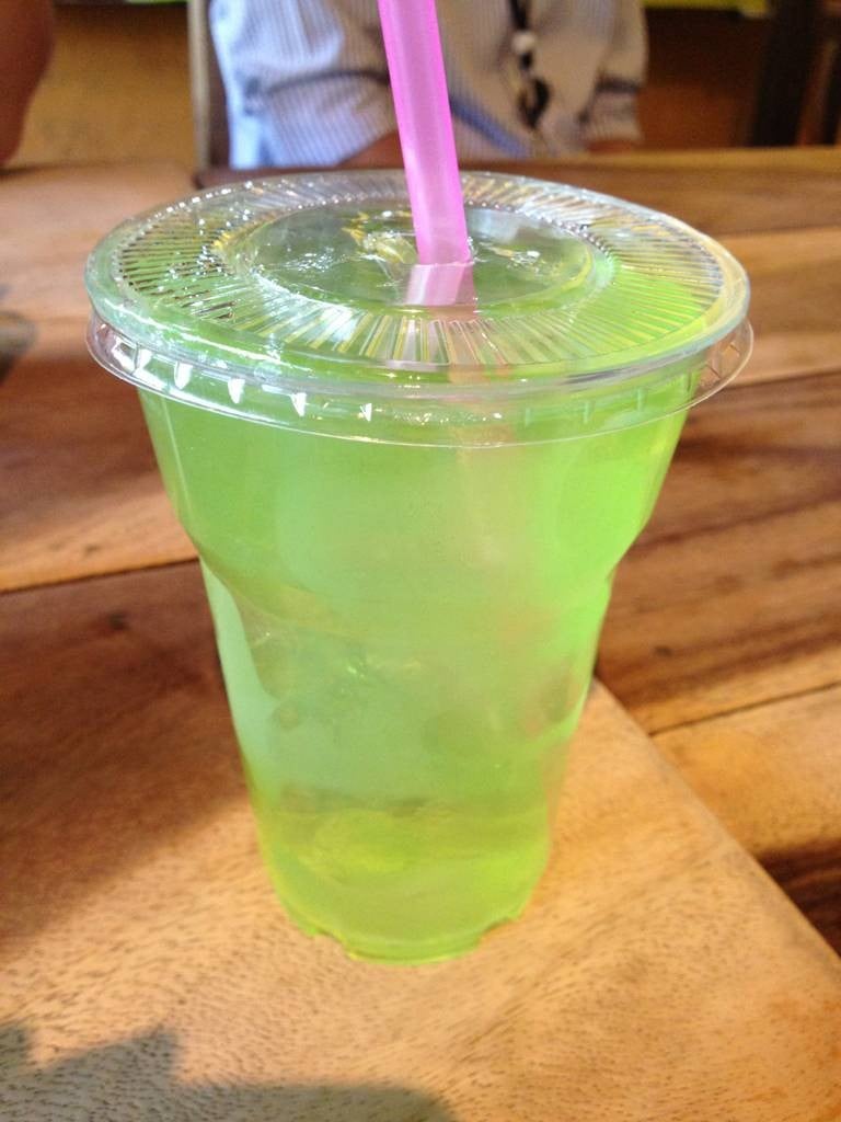 น้ำวุ้นใบเตย