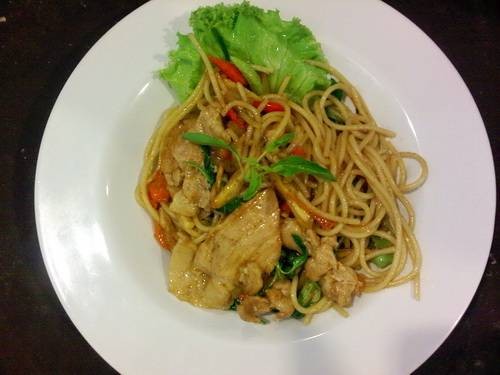 สปาเก็ตตี้รสชาดจัดจ้านกลมกล่อมและราคาถูกม๊วกกก