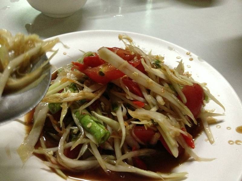 ส้มตำลาว