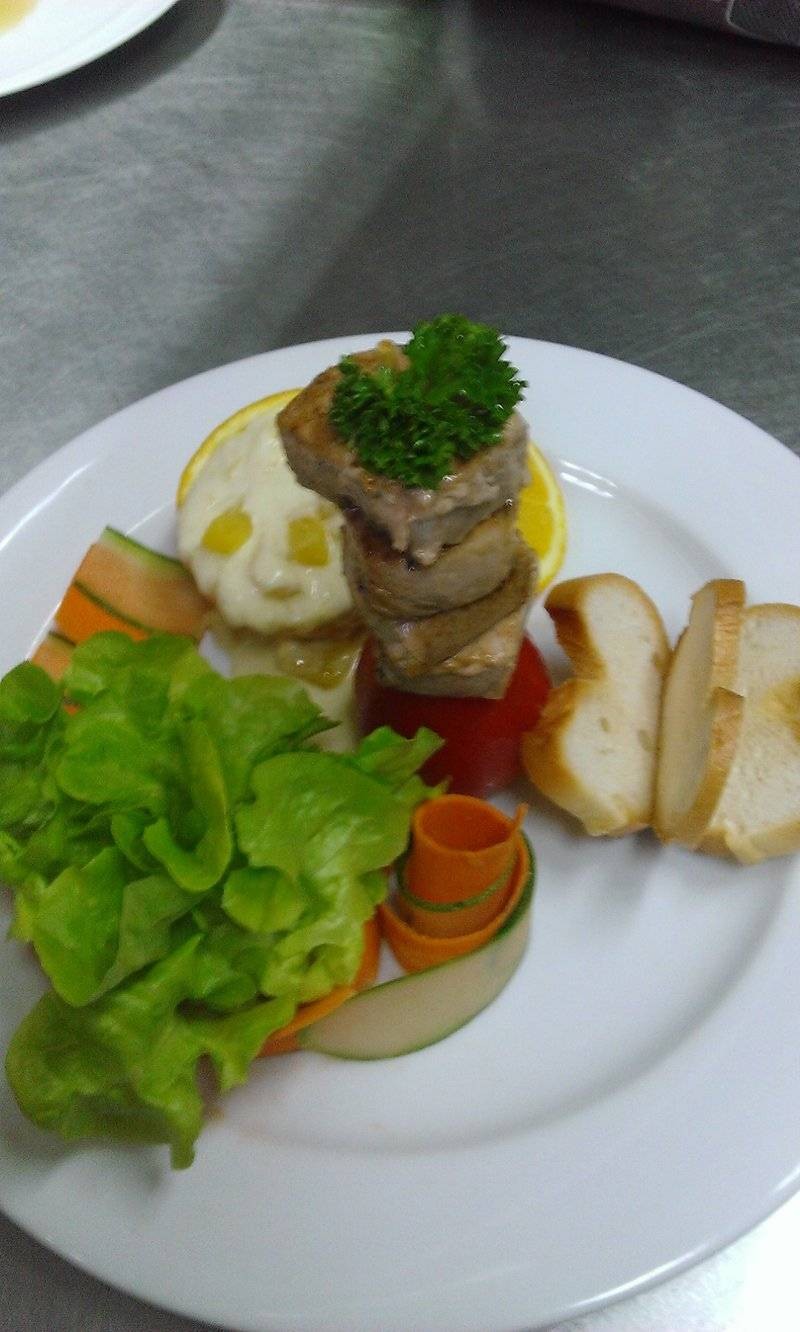 โรงแรมเดอลานนา