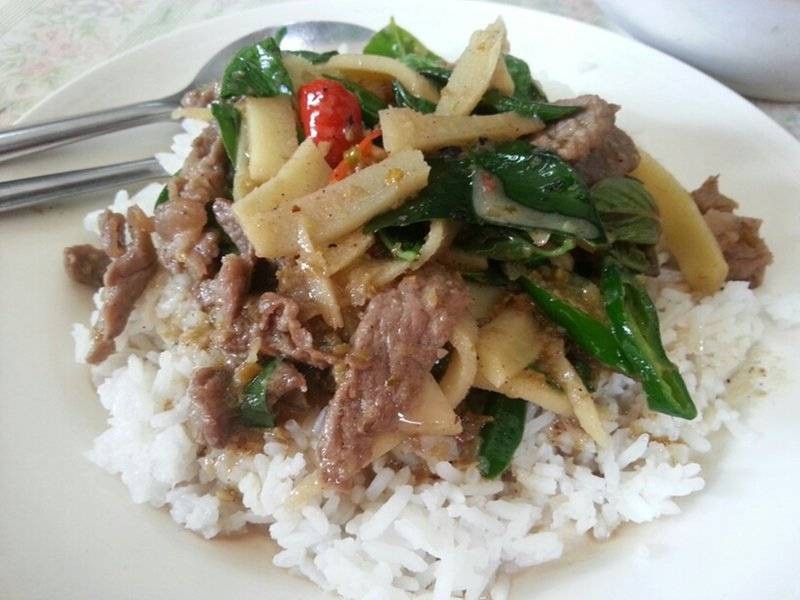 เขียวหวานเนื้อหน่อไม้. .ร่อยฝุดๆๆ