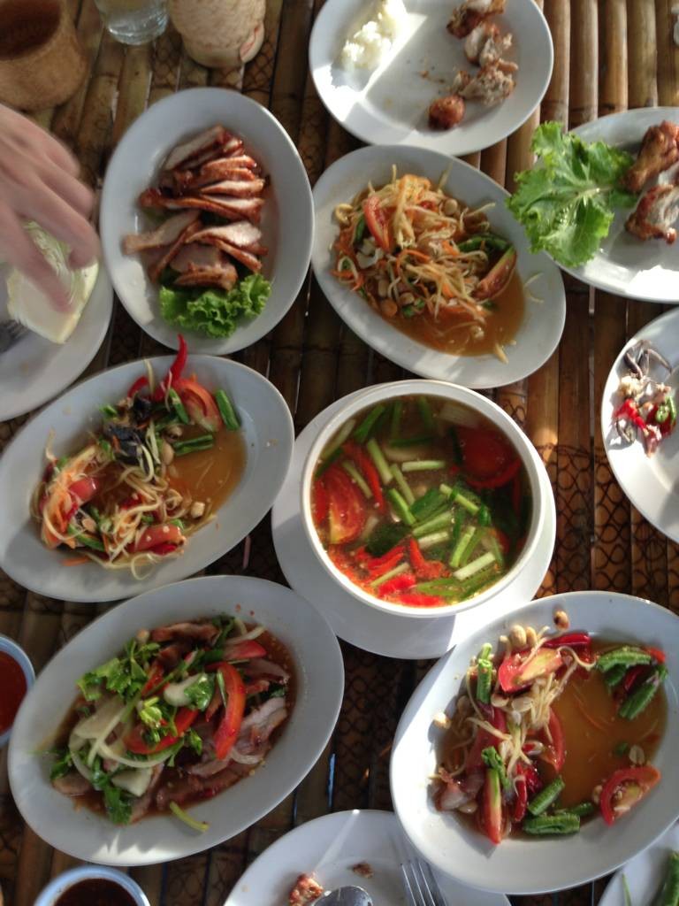 อาหารอร่อย ราคากันเอง ครับผม^^