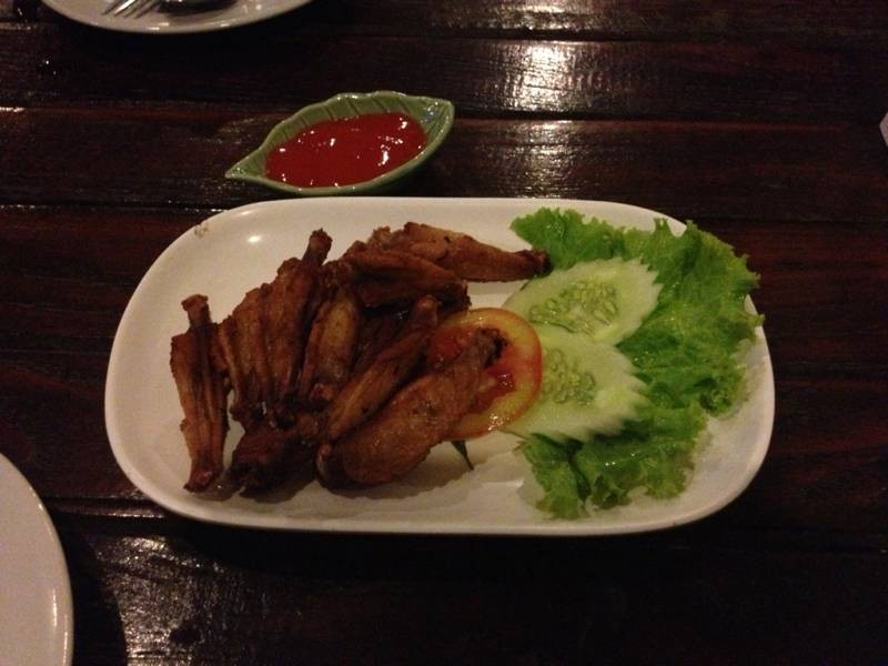 ปิีกไก่ทอดเกลือ