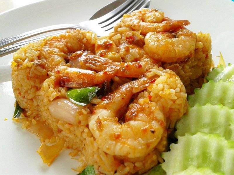 ข้าวผัดต้มยำกุ้ง