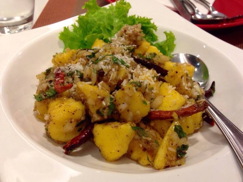 Mango Salad (160 บาท)