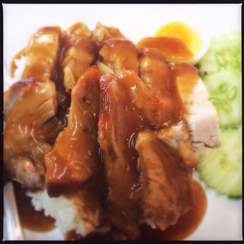 ข้าวหมูแดง+หมูกรอบ