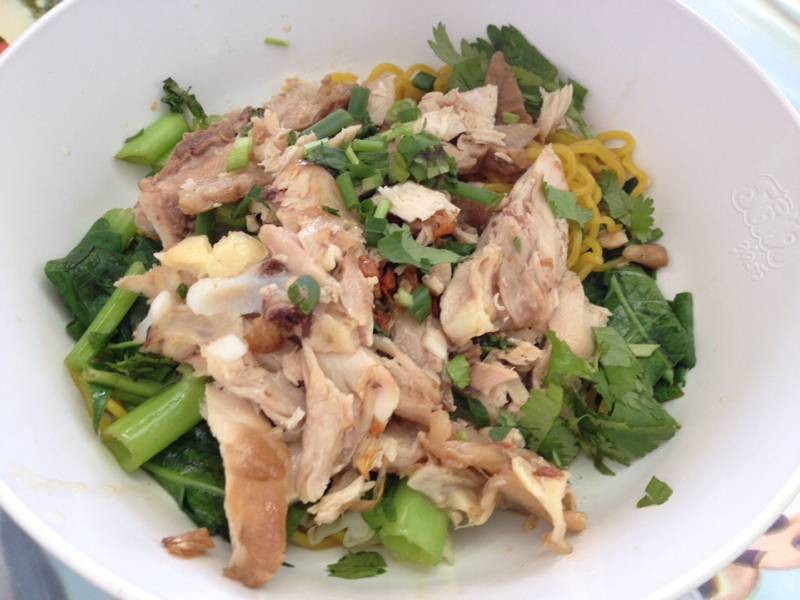 ก๋วยเตี๋ยวไก่ ให้ไก่อย่างเยอะ