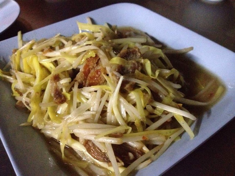 กุยช่ายขาวผัดหมูกรอบ