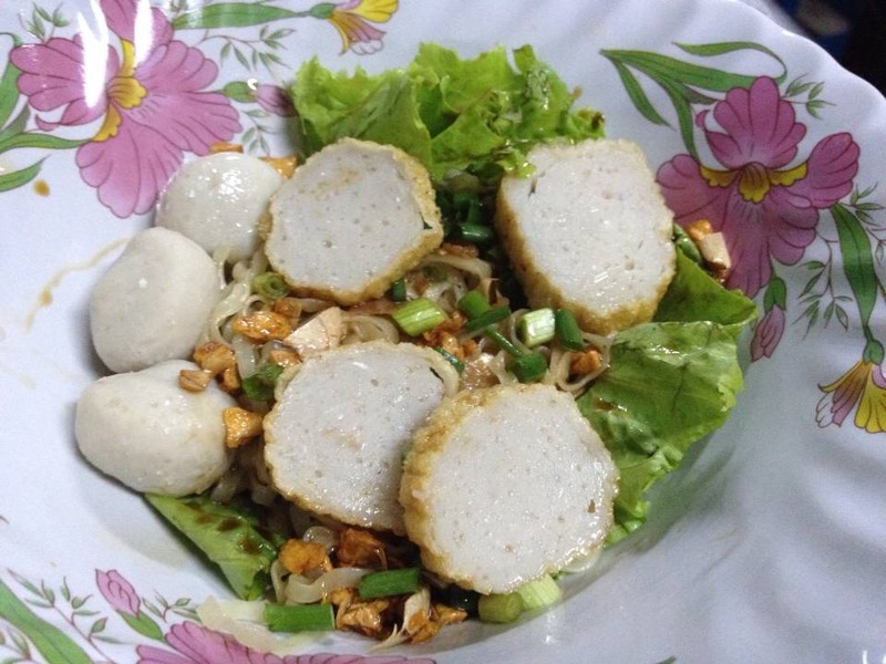 บะหมี่แห้งเครื่องปลา