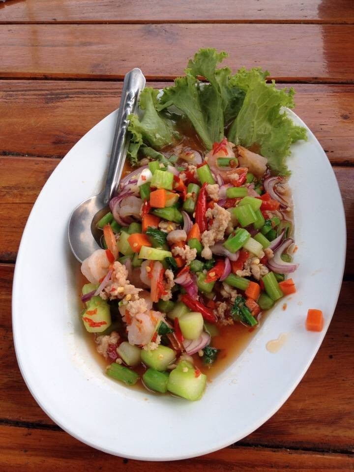 ยำคะน้ากุ้งสด