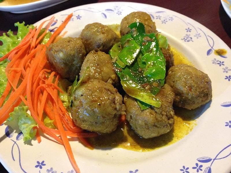 หมูปั้นก้อนทอด